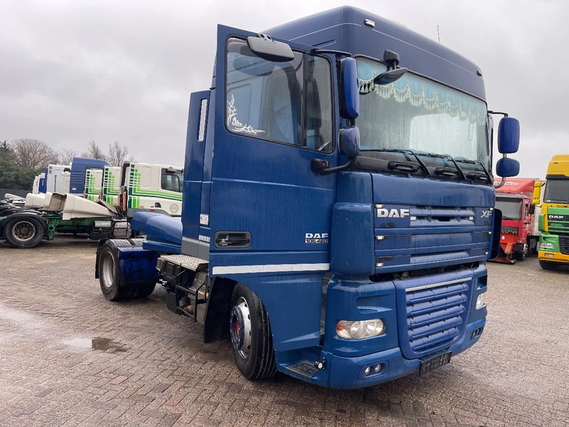 DAF XF 105.460 Tractor unit - Vlačilec: slika 1 DAF XF 105.460 Tractor unit - Vlačilec: slika 1