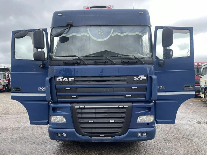 DAF XF 105.460 Tractor unit - Vlačilec: slika 2 DAF XF 105.460 Tractor unit - Vlačilec: slika 2