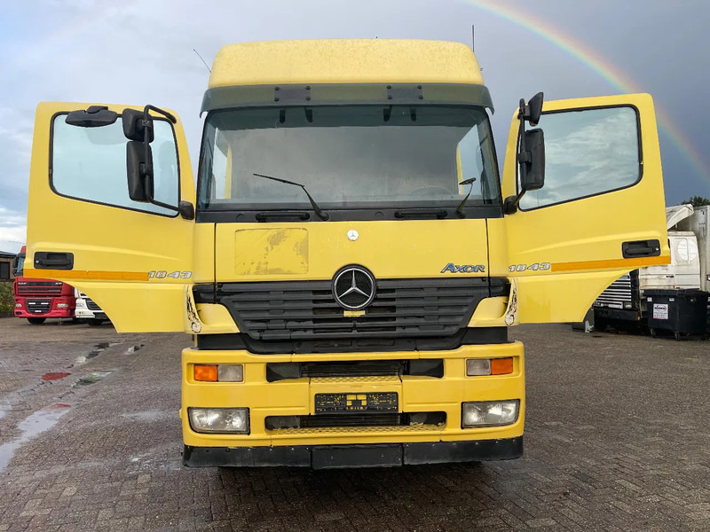 Mercedes-Benz Axor 1843 Tractor unit - Vlačilec: slika 2 Mercedes-Benz Axor 1843 Tractor unit - Vlačilec: slika 2