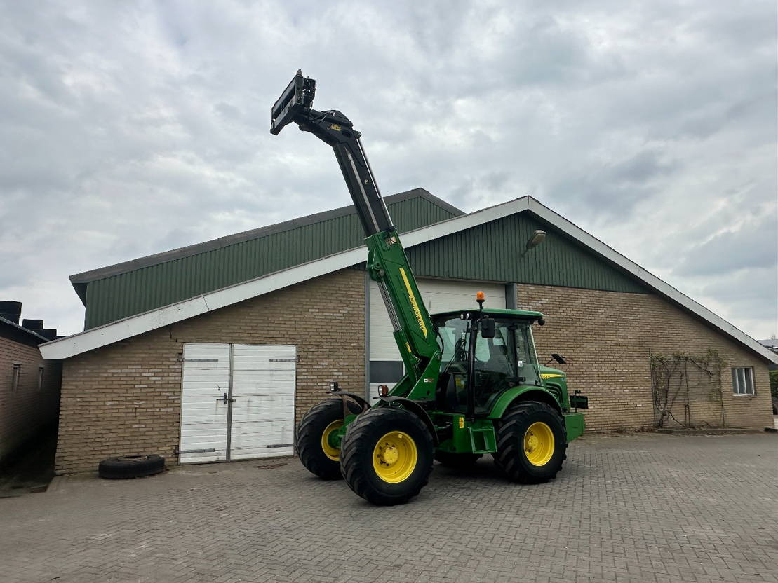 John Deere 3800 - Teleskopski kolesni nakladalnik: slika 5 John Deere 3800 - Teleskopski kolesni nakladalnik: slika 5
