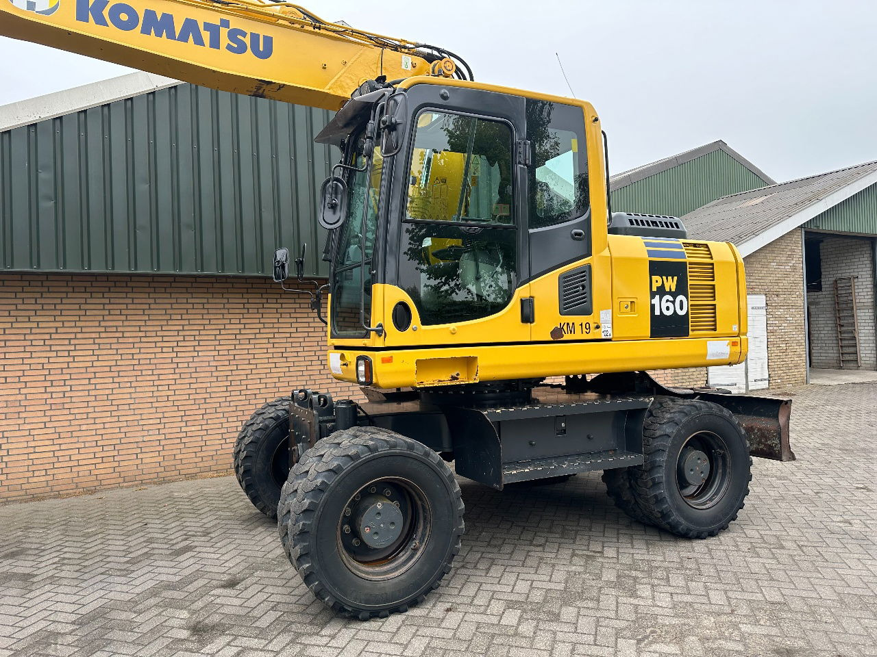 Komatsu PW160-8 - Bager na kolesih: slika 4 Komatsu PW160-8 - Bager na kolesih: slika 4