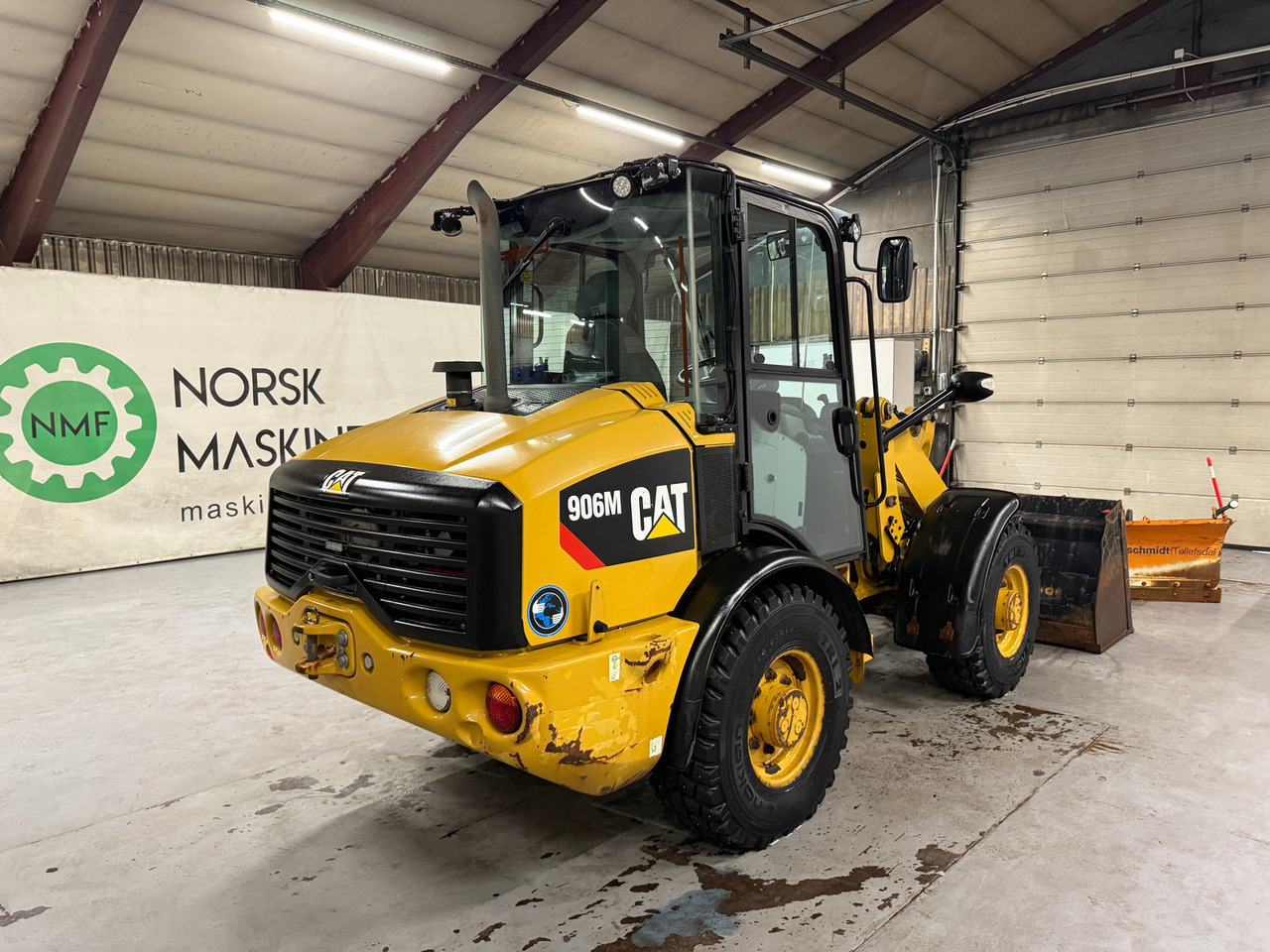 Cat 906M High Flow, 40 km/t med skuff og plog # TIL LEIE# - Kolesni nakladalec: slika 4 Cat 906M High Flow, 40 km/t med skuff og plog # TIL LEIE# - Kolesni nakladalec: slika 4