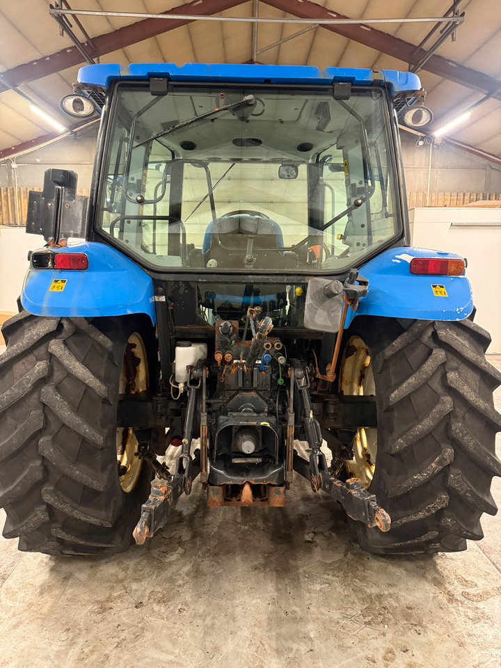 New Holland T5060 - Traktor: slika 4 New Holland T5060 - Traktor: slika 4