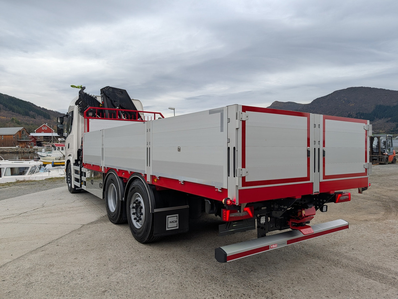 Scania G420 6x2 med HIAB 232-E5 Hipro og MCE påbygg - Tovornjak s kesonom, Tovornjak z dvigalom: slika 5 Scania G420 6x2 med HIAB 232-E5 Hipro og MCE påbygg - Tovornjak s kesonom, Tovornjak z dvigalom: slika 5