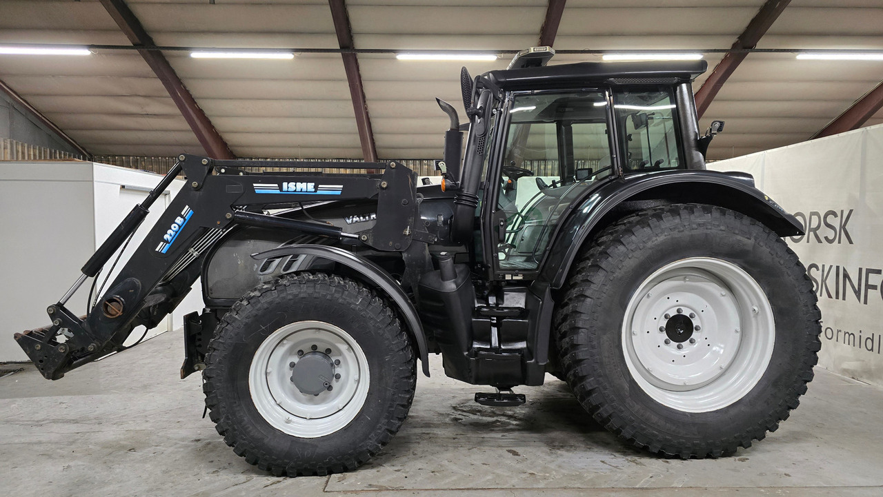 Valtra T182 - Traktor: slika 2 Valtra T182 - Traktor: slika 2