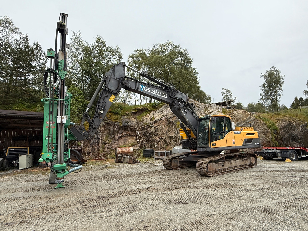 Volvo EC250DL med Montabert tårn - Bager goseničar: slika 2 Volvo EC250DL med Montabert tårn - Bager goseničar: slika 2