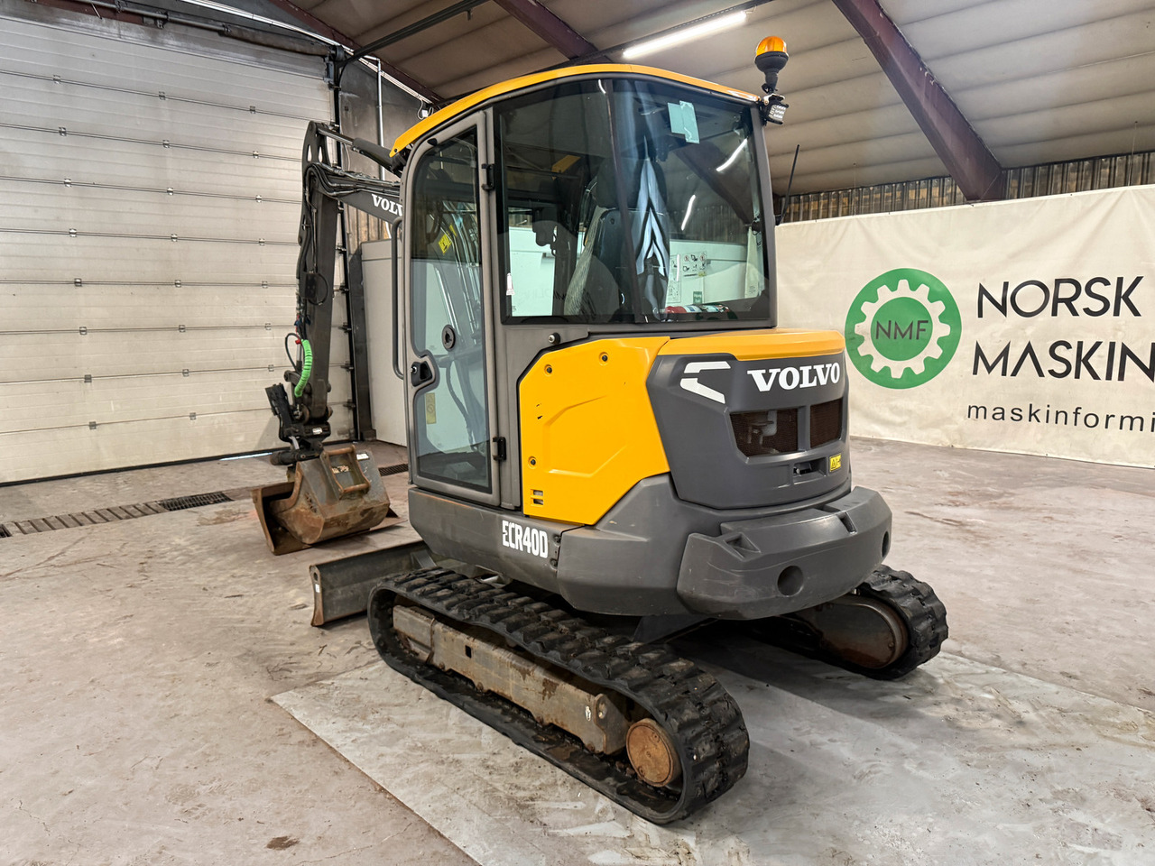 Volvo ECR40D MVA FRI - Mini bager: slika 3 Volvo ECR40D MVA FRI - Mini bager: slika 3