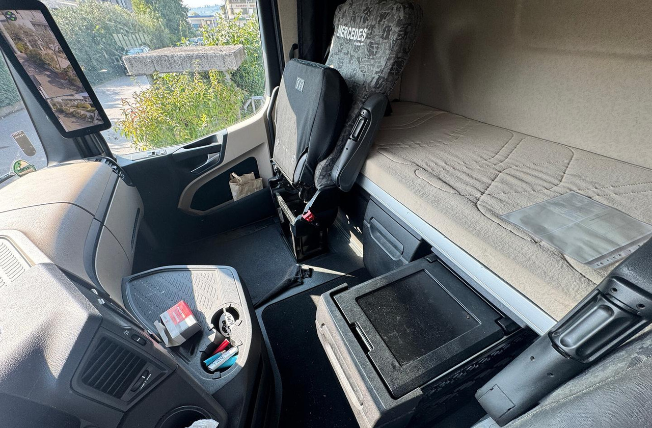 Vlačilec Mercedes Benz Actros 1848 - 2020: slika 6