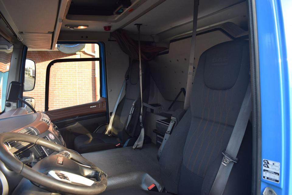 Tovornjak-šasija DAF  CF 450 6x2 Fahrgestell Klima Navi Lift Retarder: slika 19