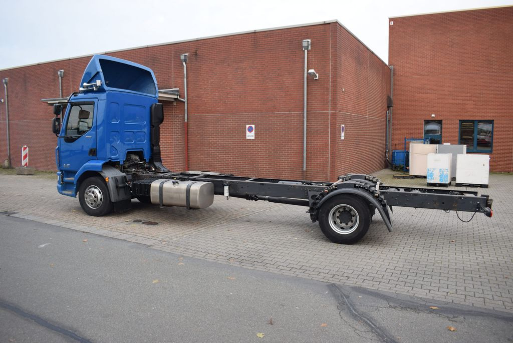 DAF LF 280 Fahrgestell Klima Navi 8-Gang ACC AHK - Tovornjak-šasija: slika 4 DAF LF 280 Fahrgestell Klima Navi 8-Gang ACC AHK - Tovornjak-šasija: slika 4