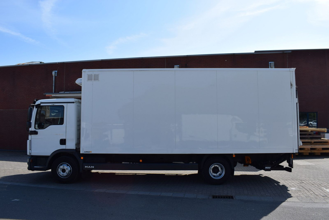 MAN TGL 8.180 Kühlkoffer 6,20mLBW 1000KG Klima - Hladilno vozilo: slika 3 MAN TGL 8.180 Kühlkoffer 6,20mLBW 1000KG Klima - Hladilno vozilo: slika 3