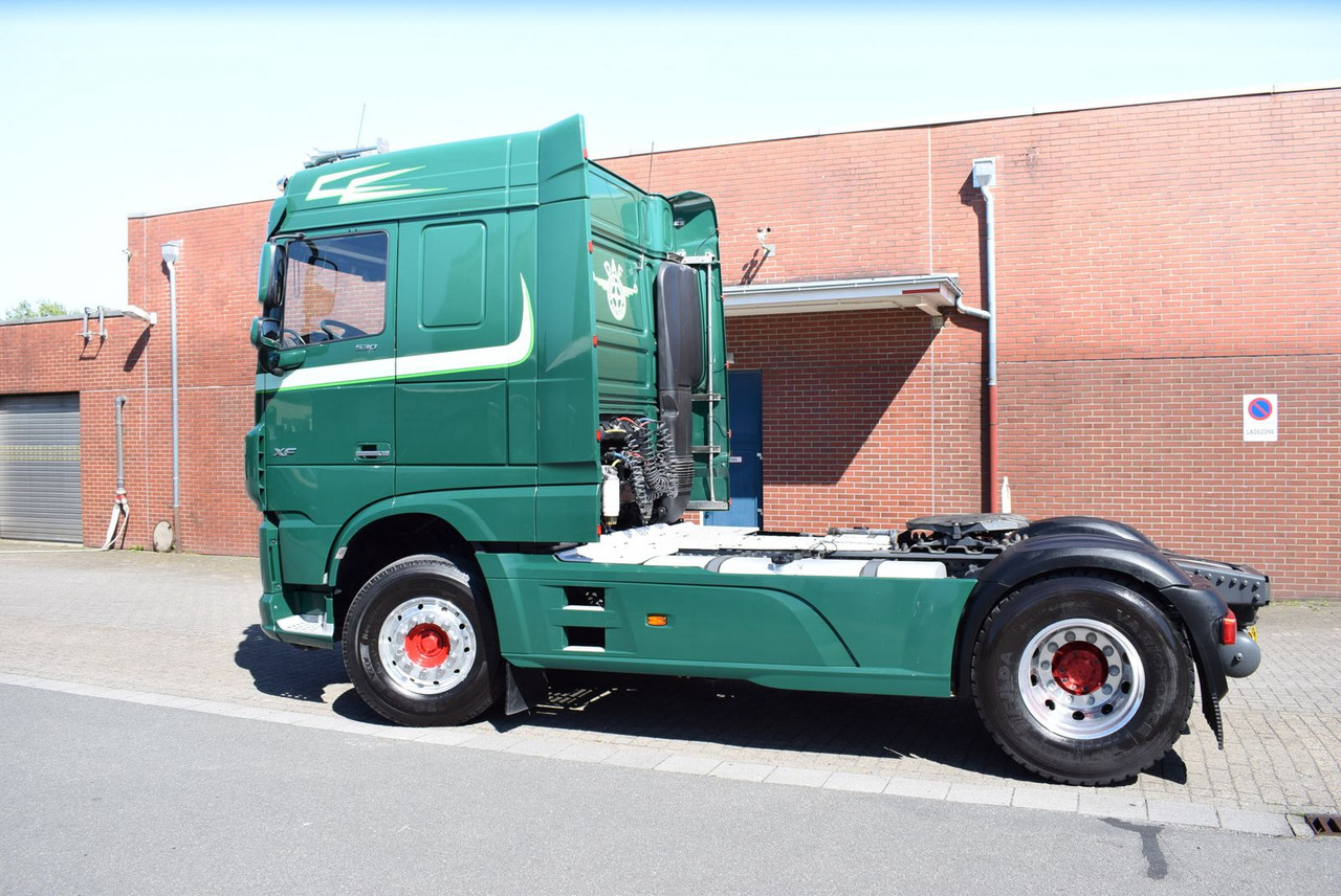 DAF XF 530 FT Retarder Leder Standklima Hydraulik - Vlačilec: slika 3 DAF XF 530 FT Retarder Leder Standklima Hydraulik - Vlačilec: slika 3