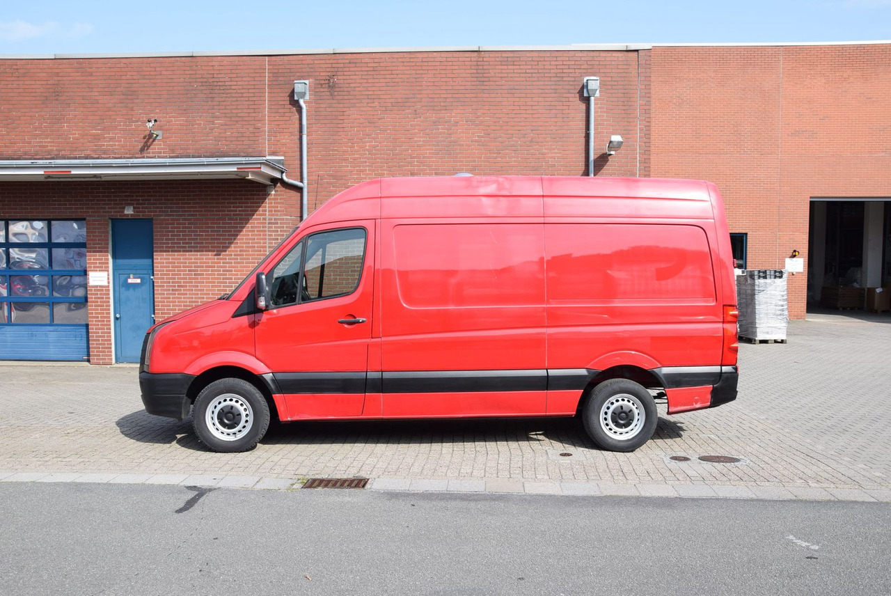 Volkswagen Crafter 35 mittel L2H2 Hochdach Standheizung AHK - Furgon: slika 2 Volkswagen Crafter 35 mittel L2H2 Hochdach Standheizung AHK - Furgon: slika 2