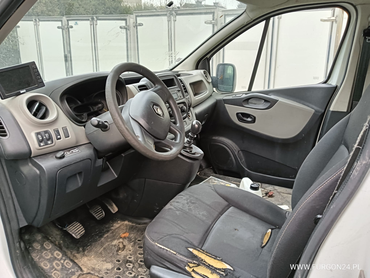 RENAULT TRAFIC DO ZABUDOWY NR 781 - Dostavno vozilo: slika 5 RENAULT TRAFIC DO ZABUDOWY NR 781 - Dostavno vozilo: slika 5