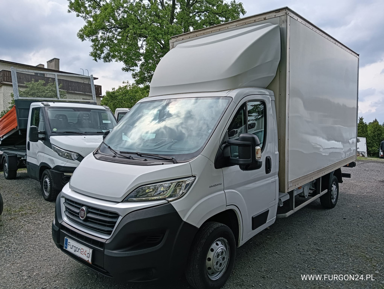 FIAT DUCATO KONTENER WINDA NR 886 - Dostavno vozilo z zabojnikom: slika 1 FIAT DUCATO KONTENER WINDA NR 886 - Dostavno vozilo z zabojnikom: slika 1