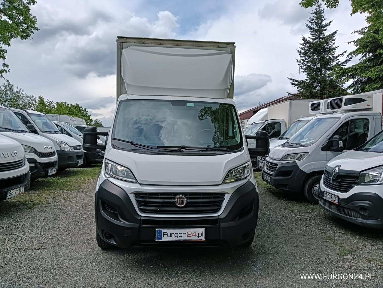 FIAT DUCATO KONTENER WINDA NR 886 - Dostavno vozilo z zabojnikom: slika 2 FIAT DUCATO KONTENER WINDA NR 886 - Dostavno vozilo z zabojnikom: slika 2