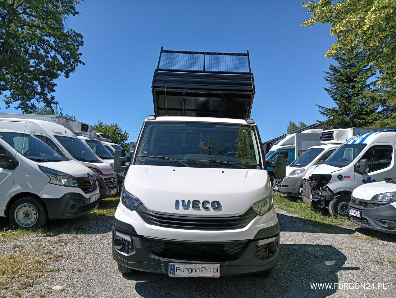 IVECO DAILY 35C14 WYWROTKA KIPER Z NAJAZDAMI NR 841 - Dostavno vozilo prekucnik: slika 2 IVECO DAILY 35C14 WYWROTKA KIPER Z NAJAZDAMI NR 841 - Dostavno vozilo prekucnik: slika 2