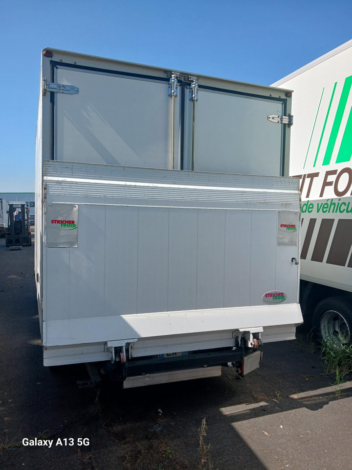 IVECO DAILY 35S14 KONTENER CHŁODNIA WINDA NR 881 WKRÓTCE!!! - Hladilno vozilo: slika 1 IVECO DAILY 35S14 KONTENER CHŁODNIA WINDA NR 881 WKRÓTCE!!! - Hladilno vozilo: slika 1
