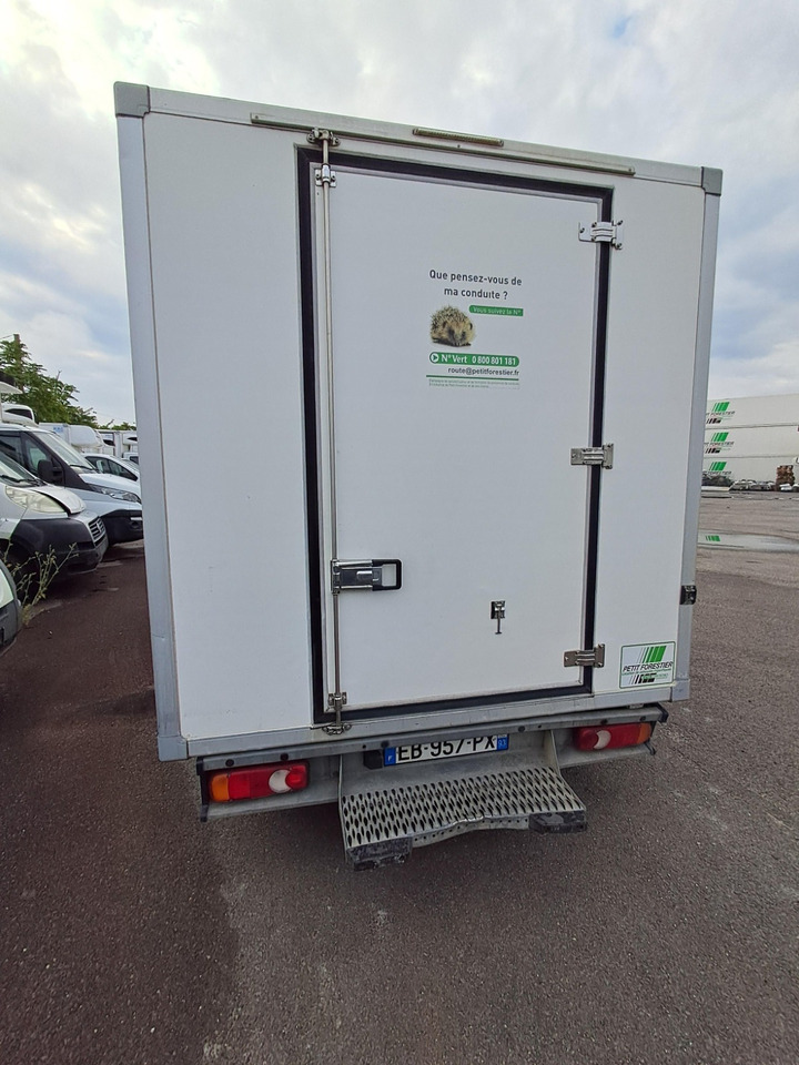 RENAULT TRAFIC KONTENER CHŁODNIA MROŹNIA NR 894 WKRÓTCE!!! - Hladilno vozilo: slika 1 RENAULT TRAFIC KONTENER CHŁODNIA MROŹNIA NR 894 WKRÓTCE!!! - Hladilno vozilo: slika 1