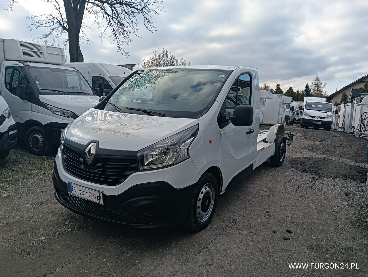 RENAULT TRAFIC PLATFORMA DO ZABUDOWY NR 625 - Dostavno vozilo prekucnik: slika 1 RENAULT TRAFIC PLATFORMA DO ZABUDOWY NR 625 - Dostavno vozilo prekucnik: slika 1