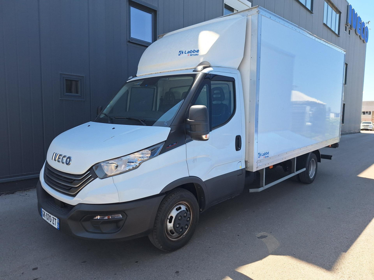 IVECO Daily 35 C 16 - Dostavno vozilo z zabojnikom: slika 5 IVECO Daily 35 C 16 - Dostavno vozilo z zabojnikom: slika 5