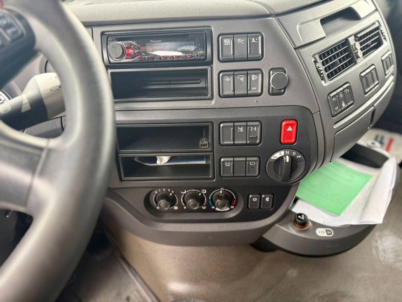 Vlačilec DAF XF 460 +Retarter+2xTank: slika 9 Vlačilec DAF XF 460 +Retarter+2xTank: slika 9