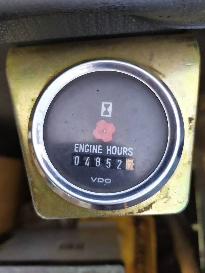 Cestni valjar Bomag BW 138 AD: slika 10 Cestni valjar Bomag BW 138 AD: slika 10