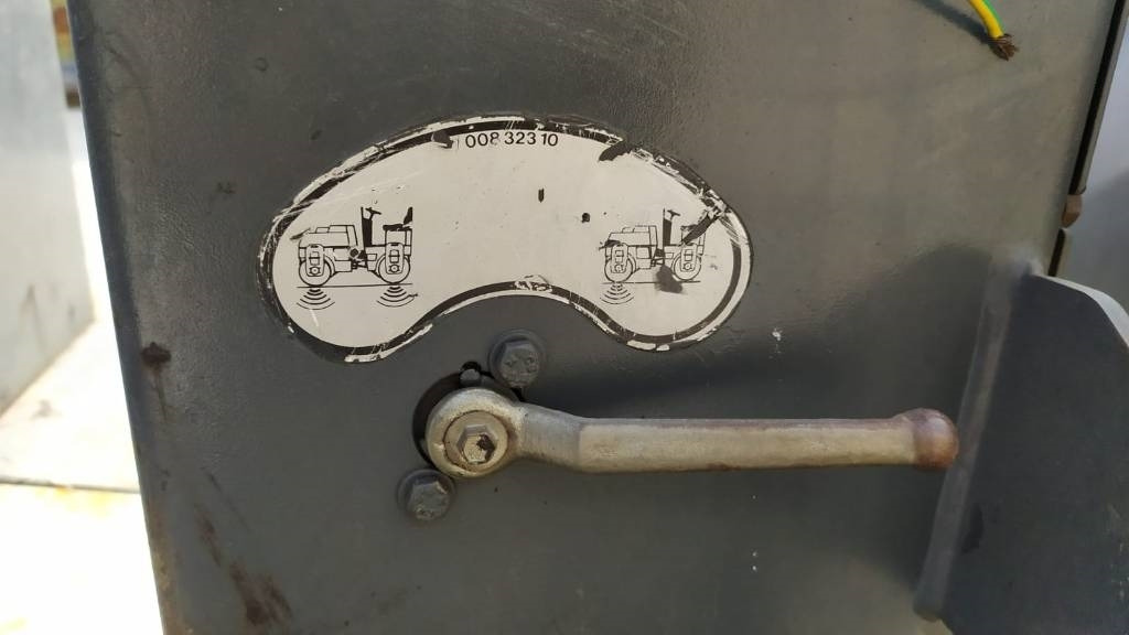 Cestni valjar Bomag BW 138 AD: slika 7 Cestni valjar Bomag BW 138 AD: slika 7