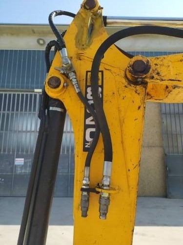 Mini bager JCB 8040: slika 12