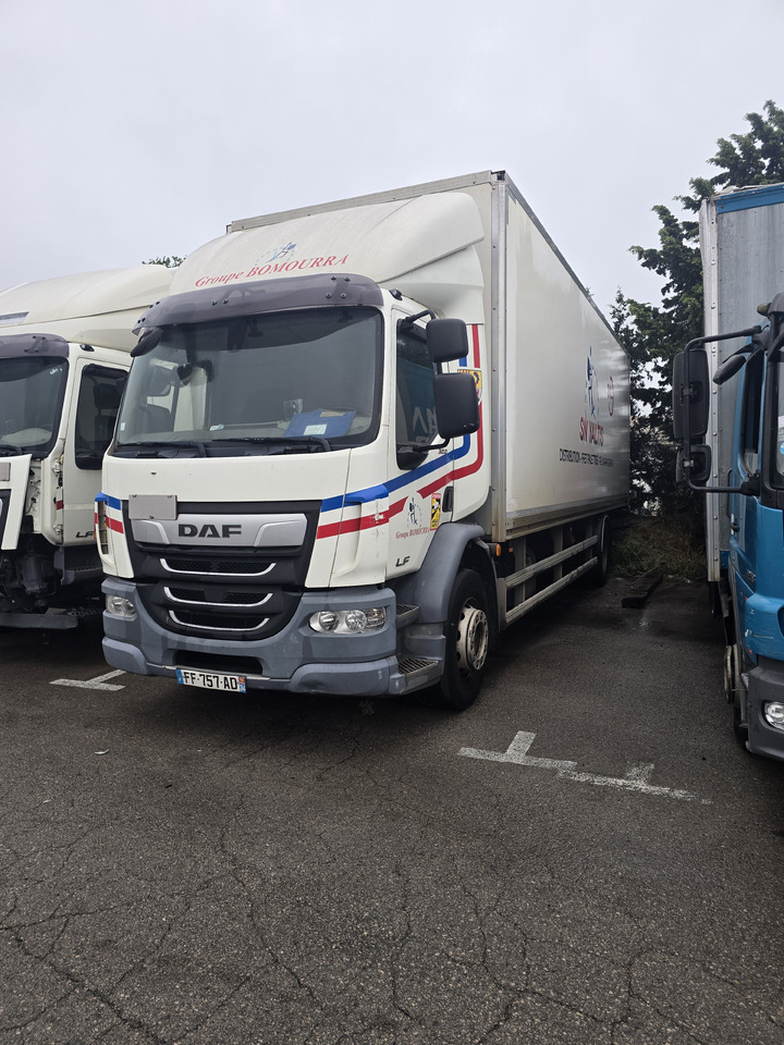 DAF LF 320 - Tovornjak zabojnik: slika 1 DAF LF 320 - Tovornjak zabojnik: slika 1