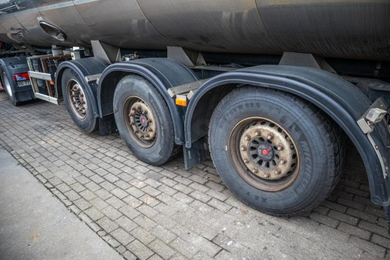 Polprikolica cisterna Eta CITERNE LAIT/MILCH/MILK 29000L: slika 6 Polprikolica cisterna Eta CITERNE LAIT/MILCH/MILK 29000L: slika 6