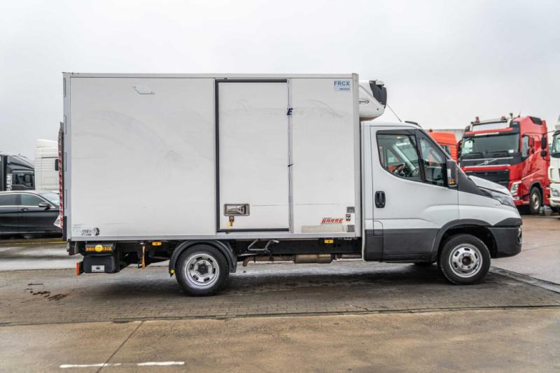 Iveco DAILY 35.180 +CARRIER + DHOLLANDIA - Hladilno vozilo: slika 3 Iveco DAILY 35.180 +CARRIER + DHOLLANDIA - Hladilno vozilo: slika 3