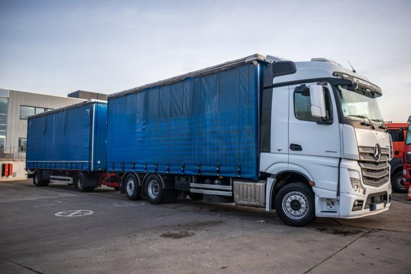 Mercedes ACTROS 2548-6x2+VOITH - Tovornjak s ponjavo: slika 2 Mercedes ACTROS 2548-6x2+VOITH - Tovornjak s ponjavo: slika 2