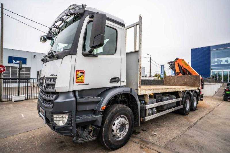 Mercedes AROCS 2648 + PALFINGER 23 T/M + 5 EXT - Tovornjak s kesonom, Tovornjak z dvigalom: slika 1 Mercedes AROCS 2648 + PALFINGER 23 T/M + 5 EXT - Tovornjak s kesonom, Tovornjak z dvigalom: slika 1
