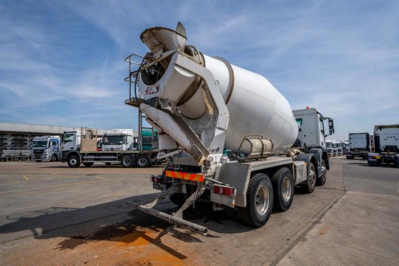 Mercedes AROCS 3240 BB+STETTER 9m3 / 4 pieces - Avtomešalec: slika 4 Mercedes AROCS 3240 BB+STETTER 9m3 / 4 pieces - Avtomešalec: slika 4