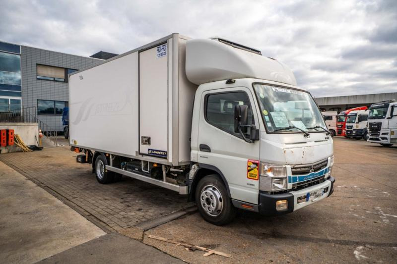 Mitsubishi Fuso FUSO CANTER 7C15-DUONIIC HYBRID / 600 BI TEMP - Hladilno vozilo: slika 2 Mitsubishi Fuso FUSO CANTER 7C15-DUONIIC HYBRID / 600 BI TEMP - Hladilno vozilo: slika 2