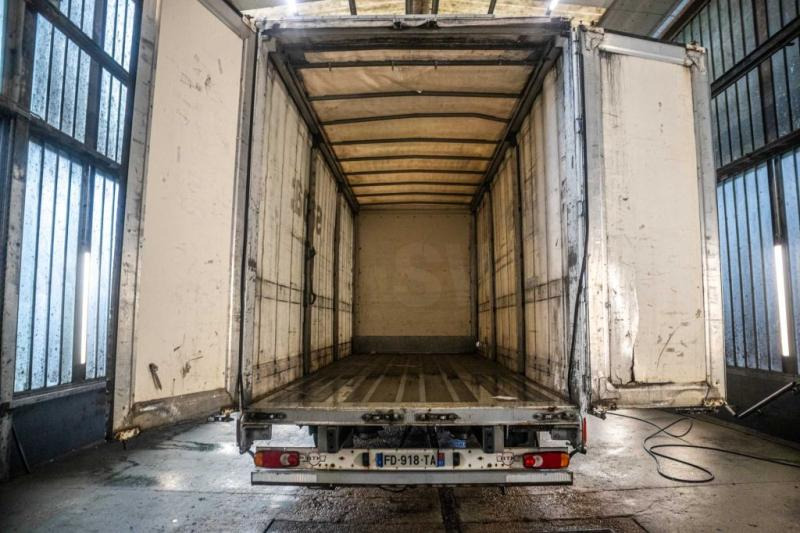 ROBUSTE-KAISER GRAND VOLUME+TOIT DECOUVRABLE - Prikolica s ponjavo: slika 5 ROBUSTE-KAISER GRAND VOLUME+TOIT DECOUVRABLE - Prikolica s ponjavo: slika 5