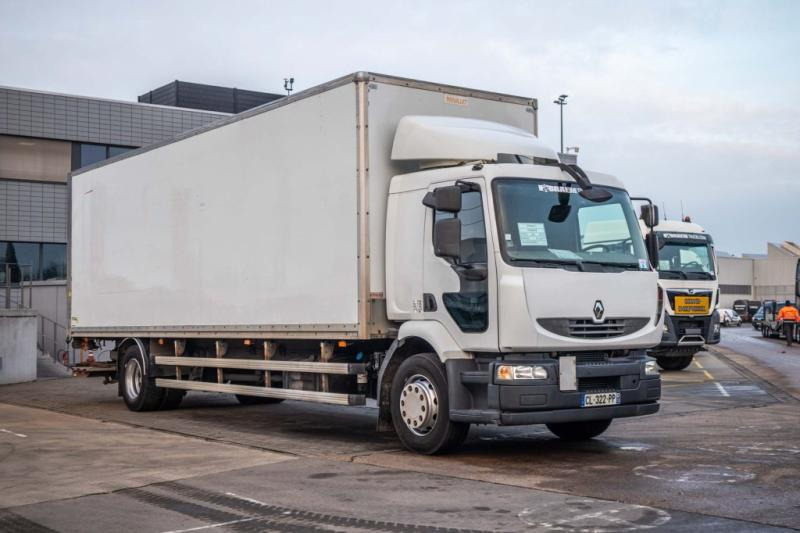 Renault MIDLUM 270 DXI (18t.)+DHOLLANDIA 2T. - Tovornjak zabojnik: slika 2 Renault MIDLUM 270 DXI (18t.)+DHOLLANDIA 2T. - Tovornjak zabojnik: slika 2