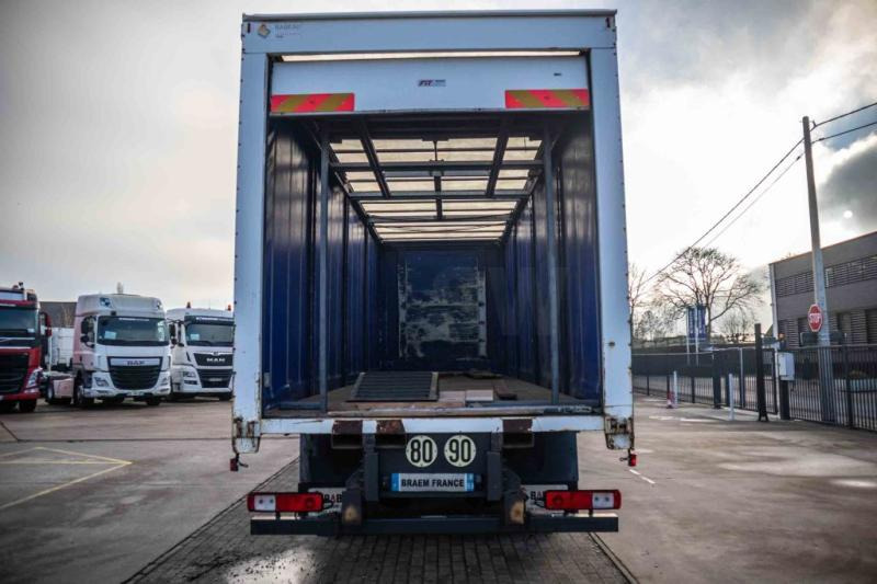 Renault PEMIUM LANDER 340 DXI-6X2 - Tovornjak s ponjavo: slika 4 Renault PEMIUM LANDER 340 DXI-6X2 - Tovornjak s ponjavo: slika 4