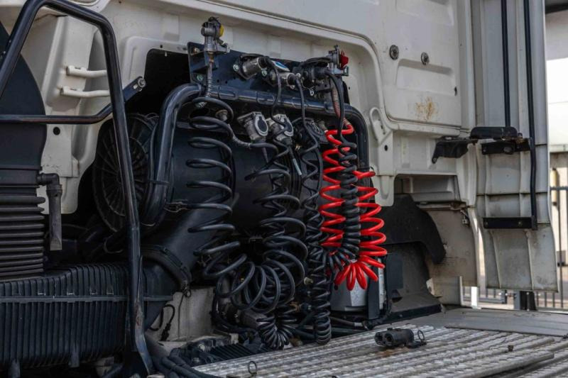 Vlačilec MAN TGX 18.440 XLX+INTARDER: slika 9 Vlačilec MAN TGX 18.440 XLX+INTARDER: slika 9