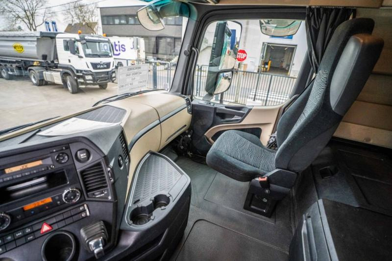 Vlačilec Mercedes ACTROS 1845 LS: slika 9