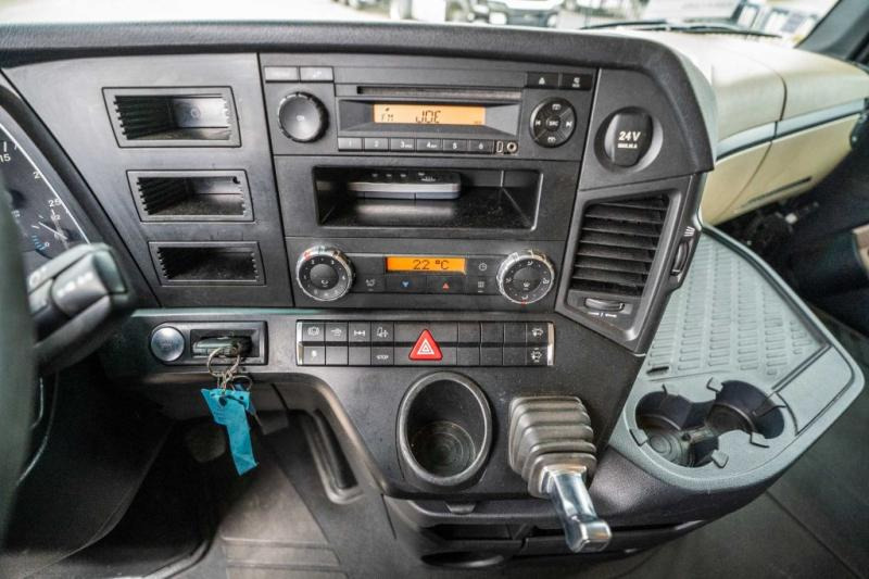 Vlačilec Mercedes ACTROS 1845 LS: slika 8