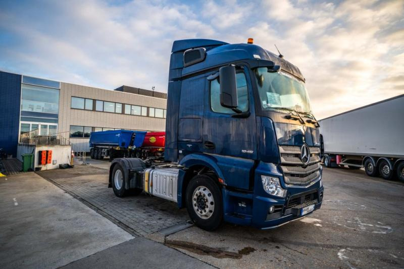 Mercedes ACTROS 1846 LS + HYDR. - Vlačilec: slika 2 Mercedes ACTROS 1846 LS + HYDR. - Vlačilec: slika 2