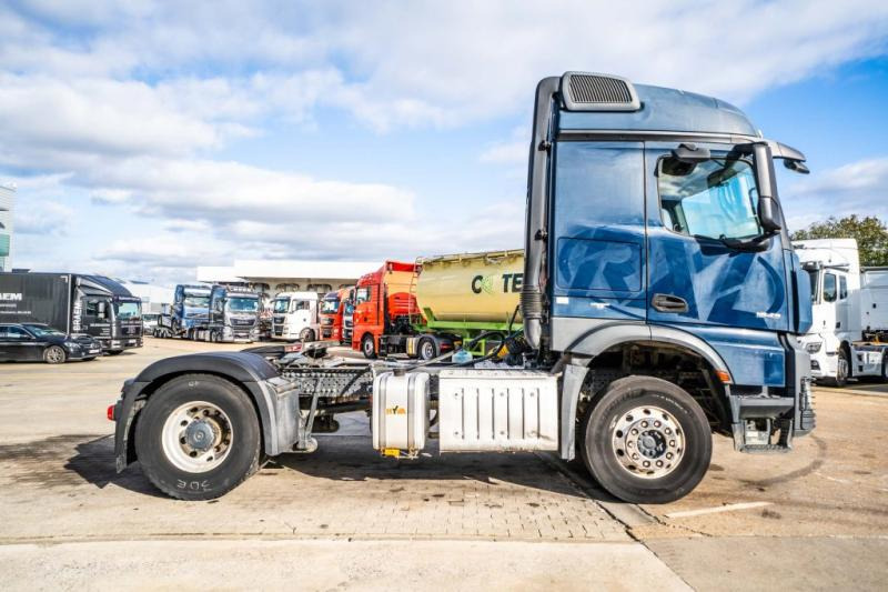 Mercedes AROCS 1843 LS ( NO ACTROS)+BIG AXLE +HYDR. - Vlačilec: slika 3 Mercedes AROCS 1843 LS ( NO ACTROS)+BIG AXLE +HYDR. - Vlačilec: slika 3