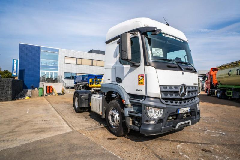 Mercedes AROCS 1843 LS ( NO ACTROS) - Vlačilec: slika 2 Mercedes AROCS 1843 LS ( NO ACTROS) - Vlačilec: slika 2