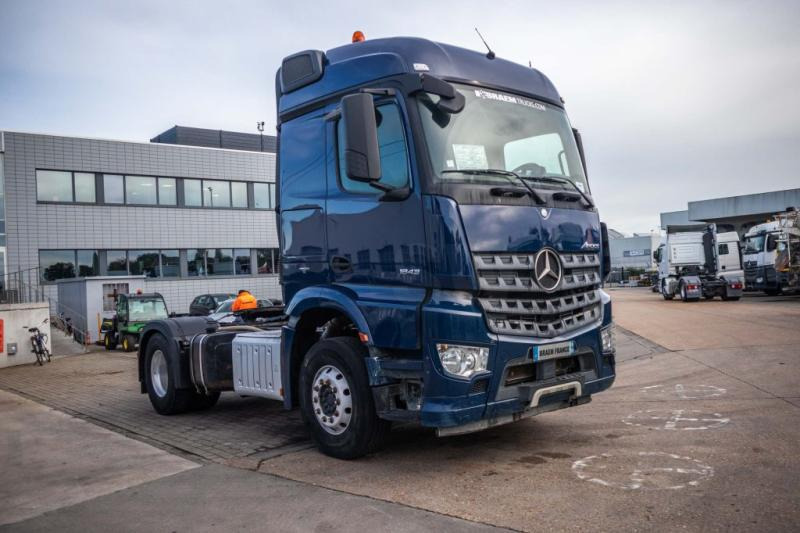 Mercedes AROCS 1843 LS (NO ACTROS)+ HYDRAULIQUE - Vlačilec: slika 2 Mercedes AROCS 1843 LS (NO ACTROS)+ HYDRAULIQUE - Vlačilec: slika 2