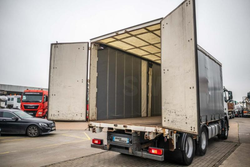 Volvo FM 330-6x2-E5+10 pneus/tires - Tovornjak s ponjavo: slika 5 Volvo FM 330-6x2-E5+10 pneus/tires - Tovornjak s ponjavo: slika 5