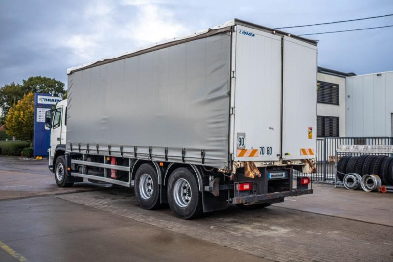 Volvo FM 330-6x2-E5+10 pneus/tires+intarder - Tovornjak s ponjavo: slika 4 Volvo FM 330-6x2-E5+10 pneus/tires+intarder - Tovornjak s ponjavo: slika 4