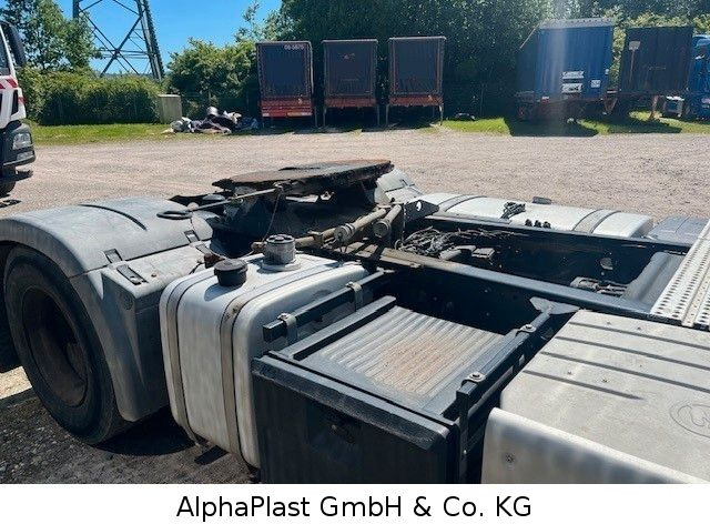 MAN 18.400 / 4x2 Hydraulik Orginal KM TipTop 18.400 / 4x2 Hydraulik Orginal KM TipTop - Vlačilec: slika 3 MAN 18.400 / 4x2 Hydraulik Orginal KM TipTop 18.400 / 4x2 Hydraulik Orginal KM TipTop - Vlačilec: slika 3