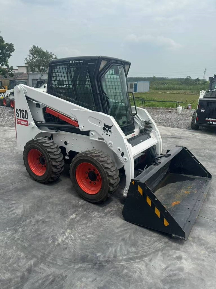 Bobcat S 160 - Mini nakladalec: slika 3 Bobcat S 160 - Mini nakladalec: slika 3